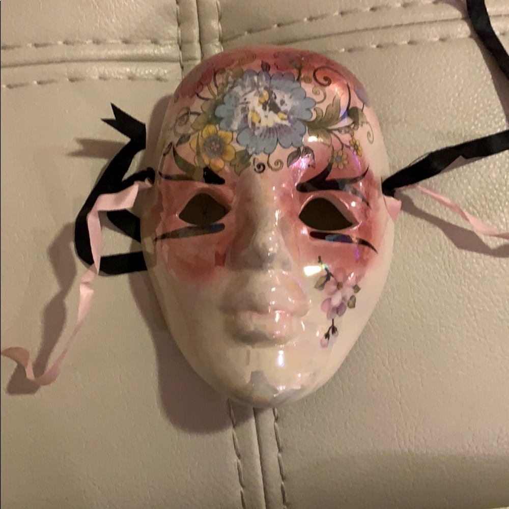 Glazed ceramic mask - Picture 1 of 2